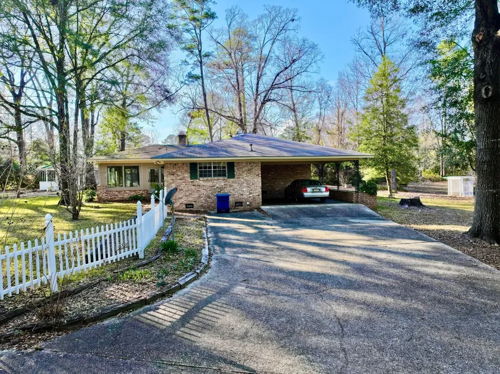 314 Cherokee Drive Jackson AL 36545