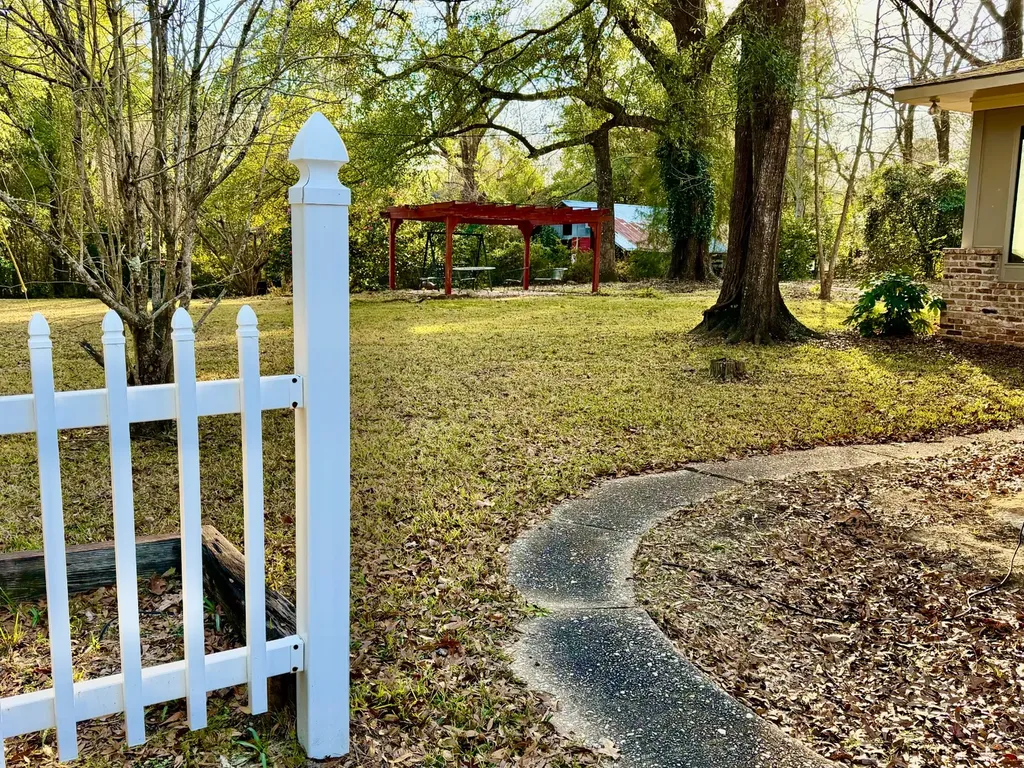 314 Cherokee Drive Jackson AL 36545