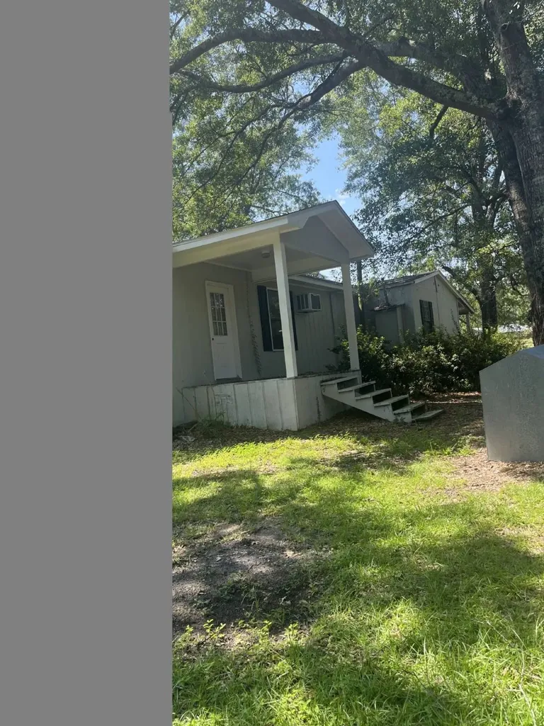 1156 Tate Road Millry AL 36558
