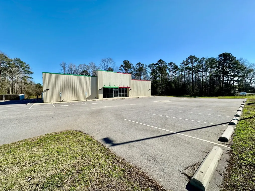 365 River Street East Coffeeville AL 36524