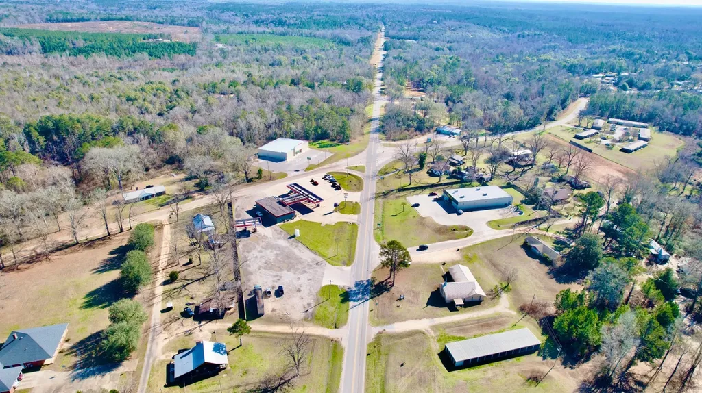 365 River Street East Coffeeville AL 36524