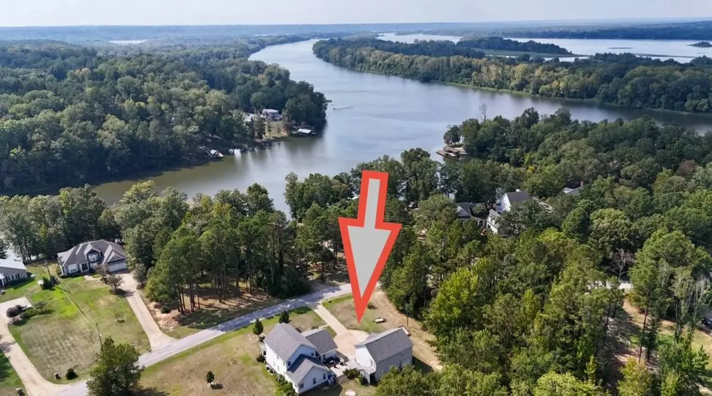 219 Riverview Road Camden AL 36726