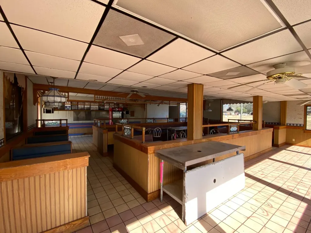 3106 S. Alabama Avenue Monroeville AL 36460