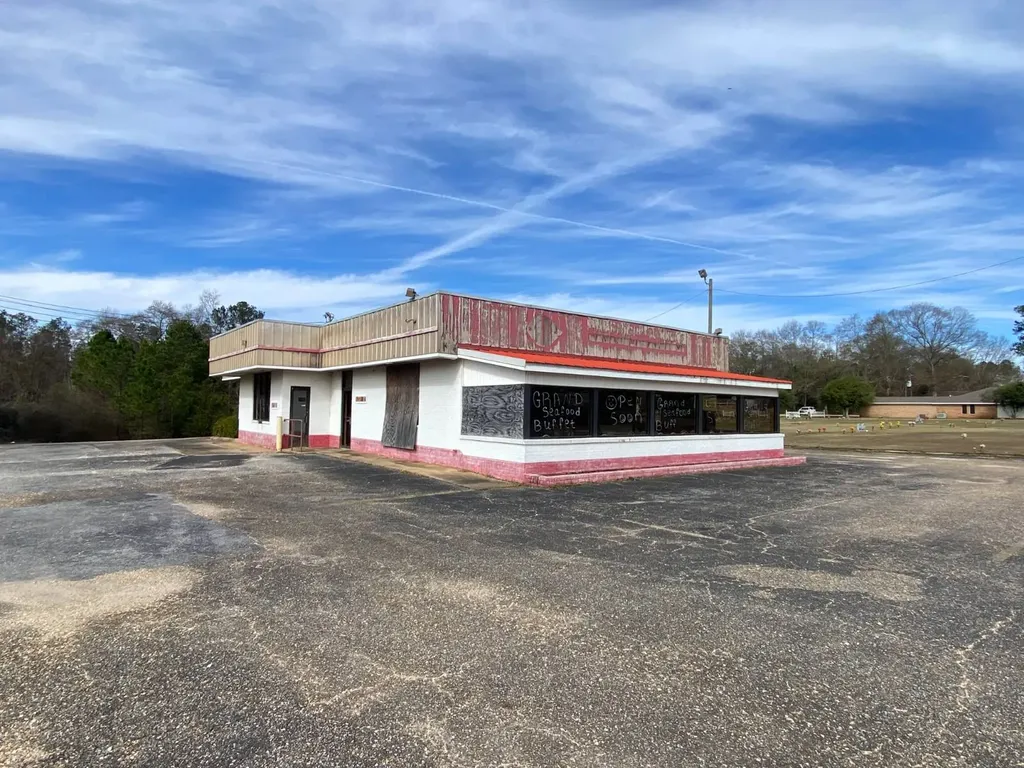 3106 S. Alabama Avenue Monroeville AL 36460