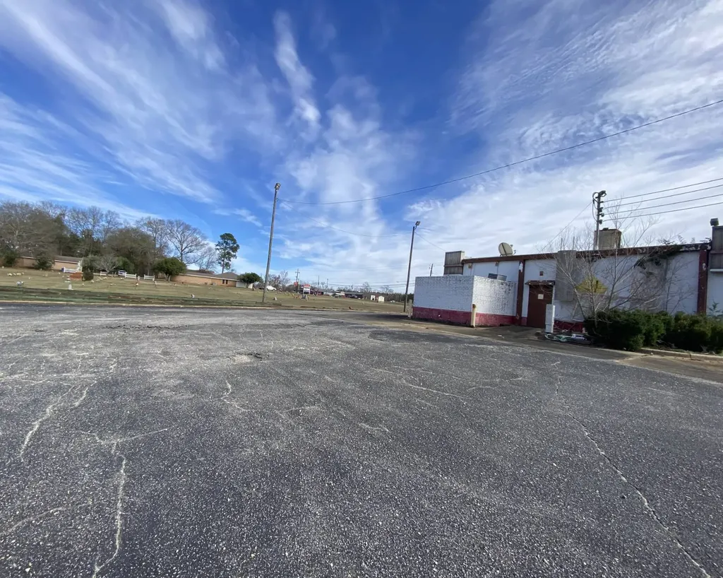 3106 S. Alabama Avenue Monroeville AL 36460