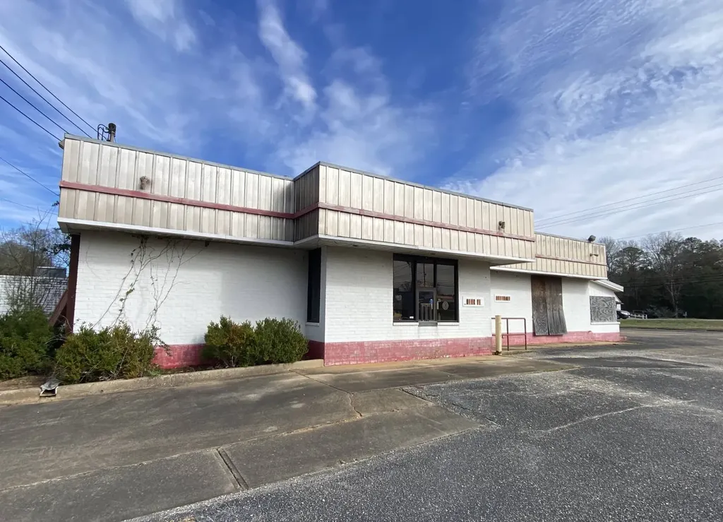 3106 S. Alabama Avenue Monroeville AL 36460