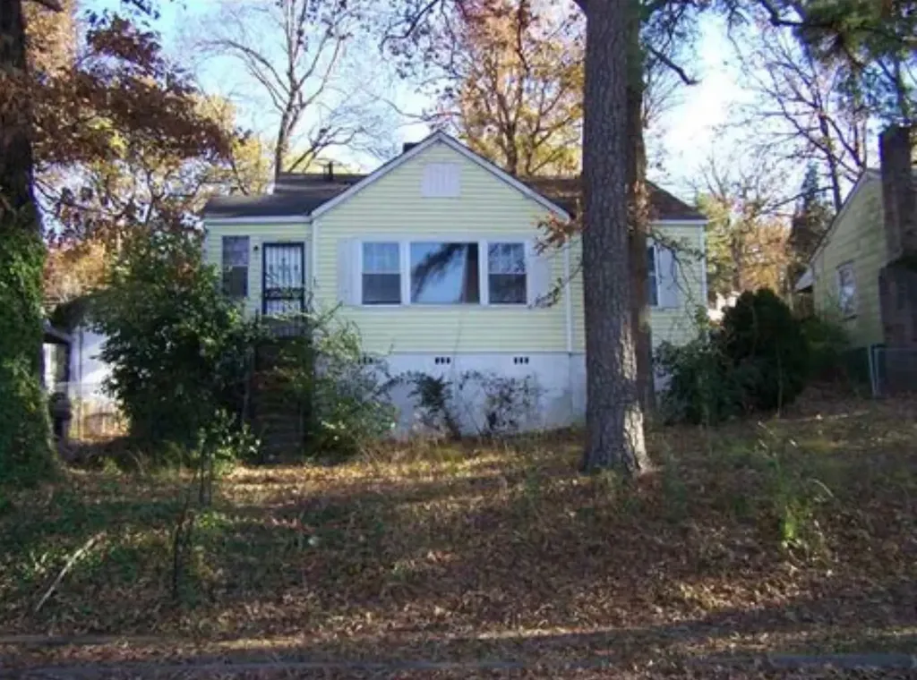 1113 Pike Road Birmingham AL 35218