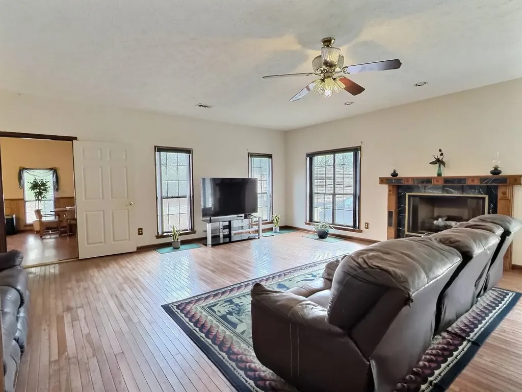 2583 Ell Drive Prattville AL 36067