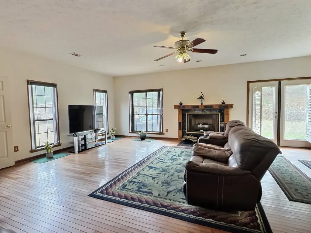 2583 Ell Drive Prattville AL 36067