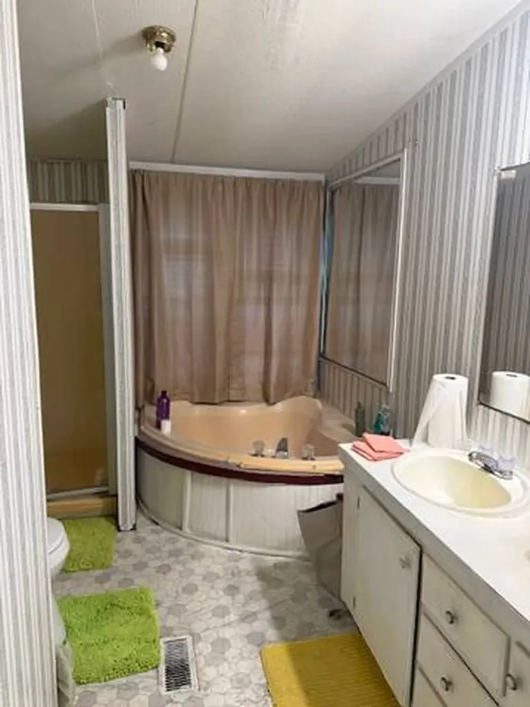 222 Gumball Lane Coffeeville AL 36524