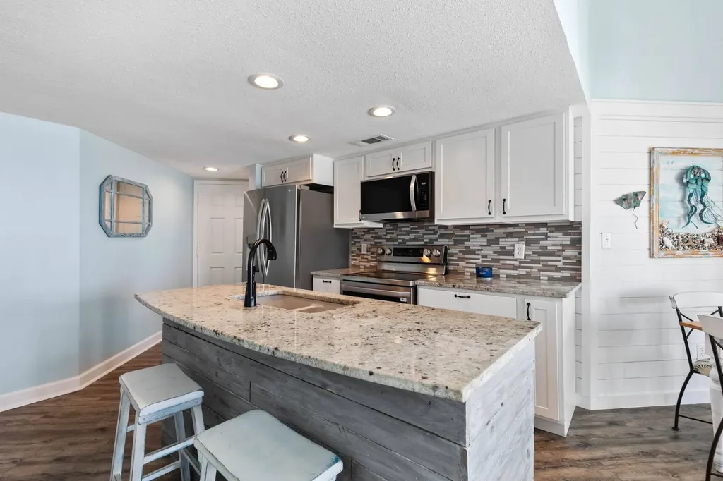 317 E Beach Boulevard Gulf Shores AL 36542