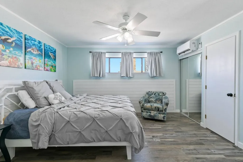 317 E Beach Boulevard Gulf Shores AL 36542