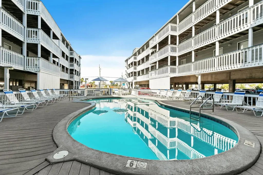 317 E Beach Boulevard Gulf Shores AL 36542
