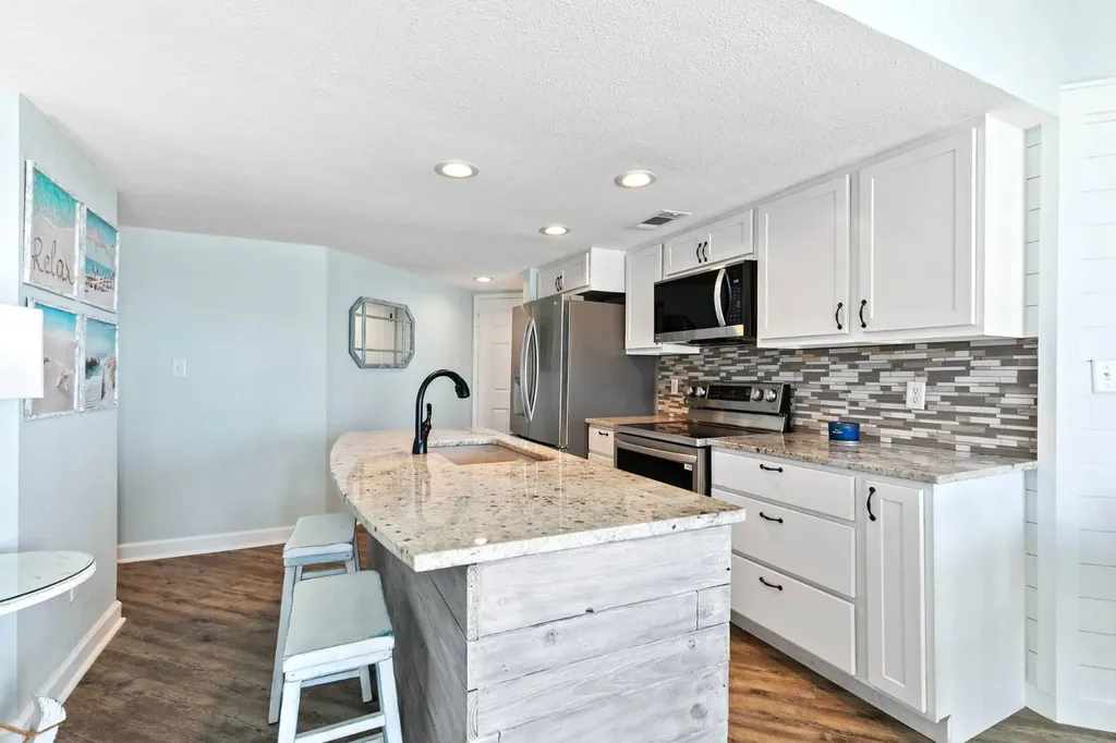 317 E Beach Boulevard Gulf Shores AL 36542