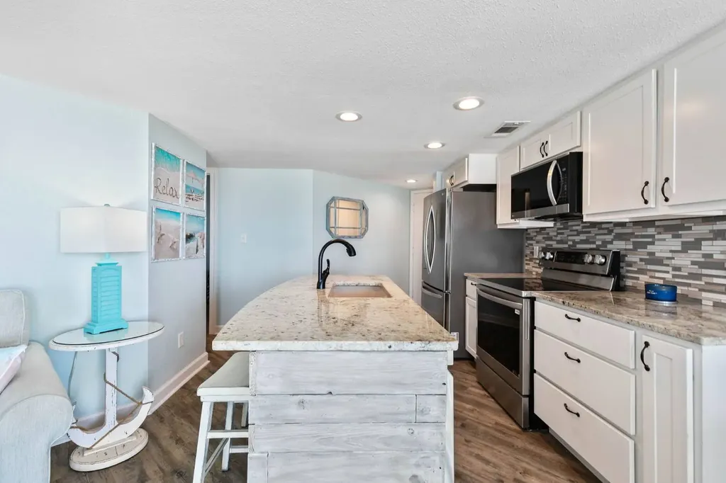 317 E Beach Boulevard Gulf Shores AL 36542