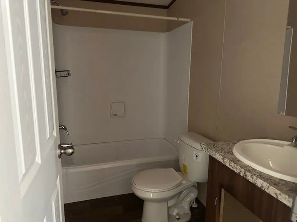 70 Anniston Beach Road Anniston AL 36206