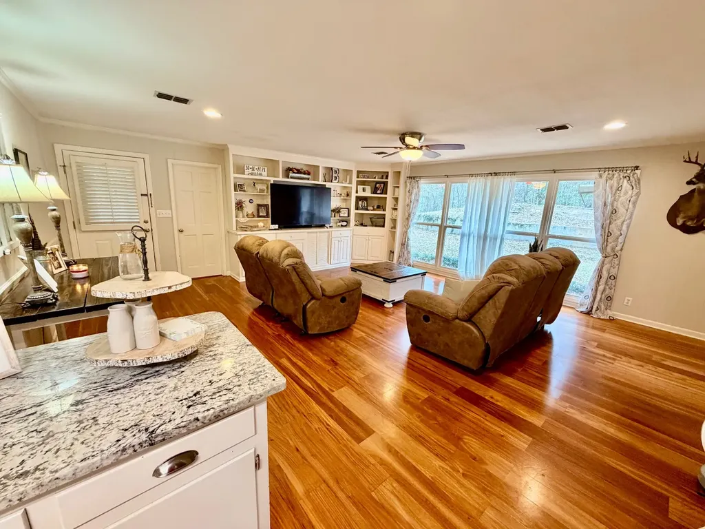 1520 N Andrews Drive Thomasville AL 36784