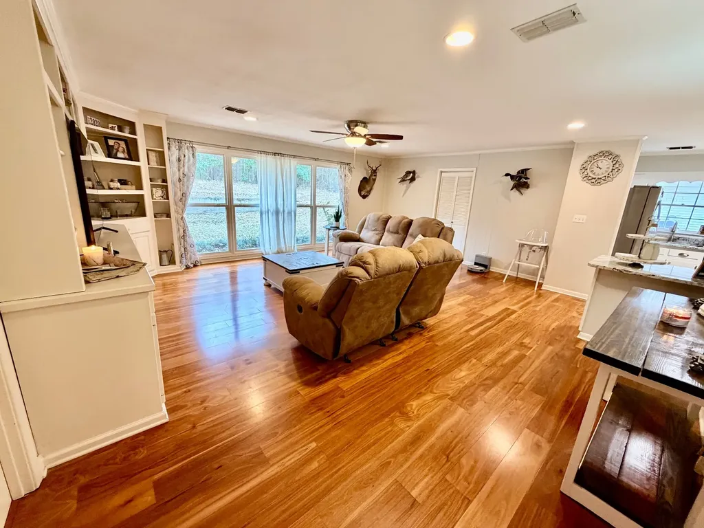 1520 N Andrews Drive Thomasville AL 36784