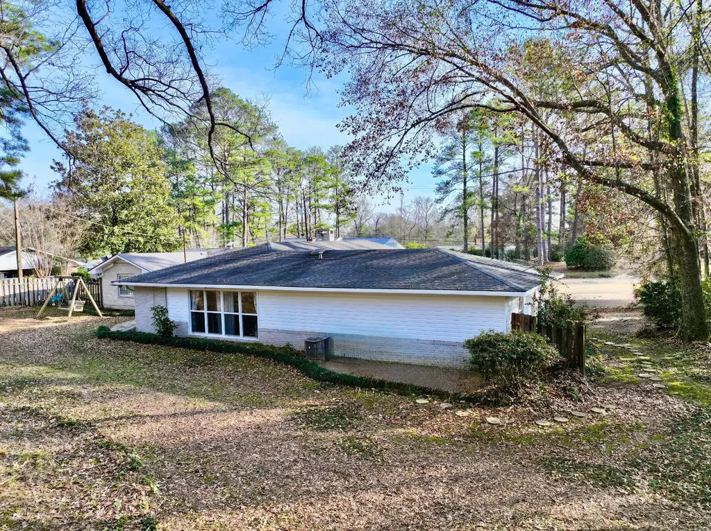 1520 N Andrews Drive Thomasville AL 36784