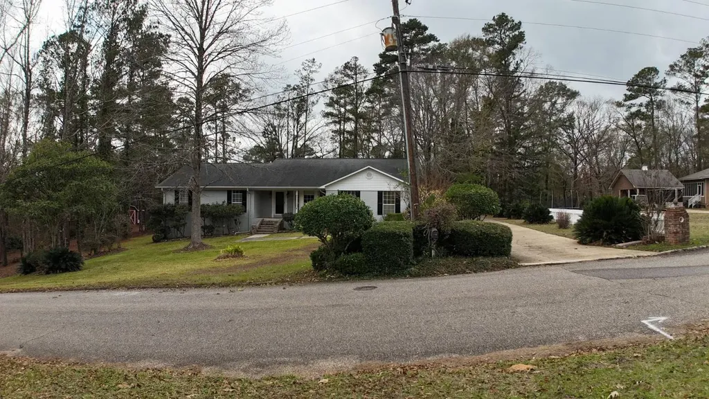 242 Wildwood Drive Jackson AL 36545