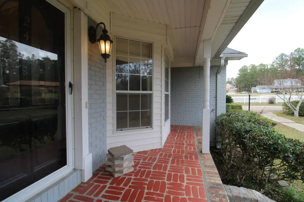 242 Wildwood Drive Jackson AL 36545