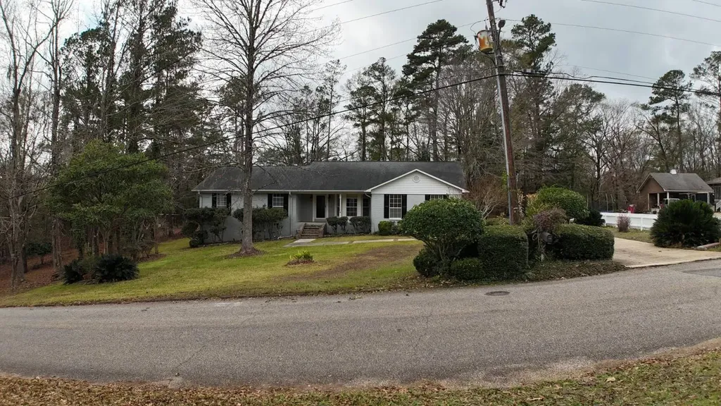 242 Wildwood Drive Jackson AL 36545