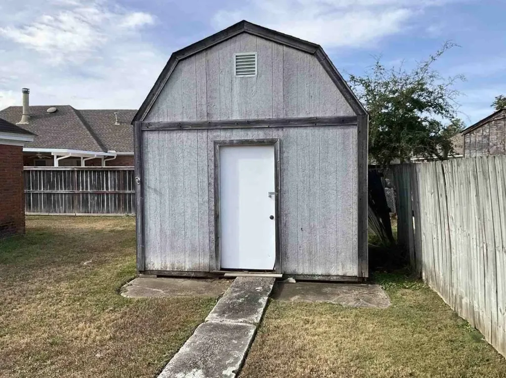 2205 Old Creek Road Montgomery AL 36117