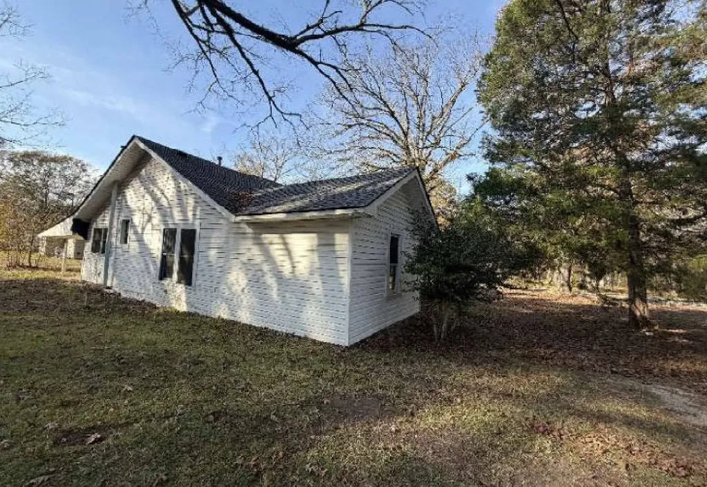 1013 Tidmore Bend Road Gadsden AL 35901