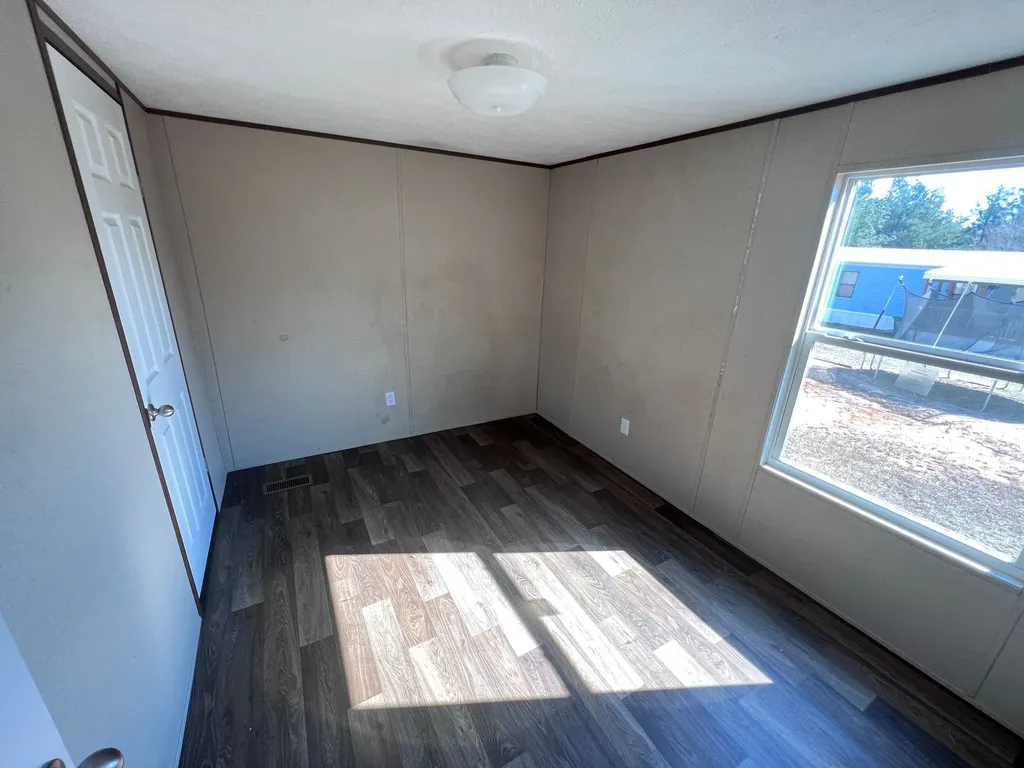 10301 Sunshine Valley Drive Northport AL 35475
