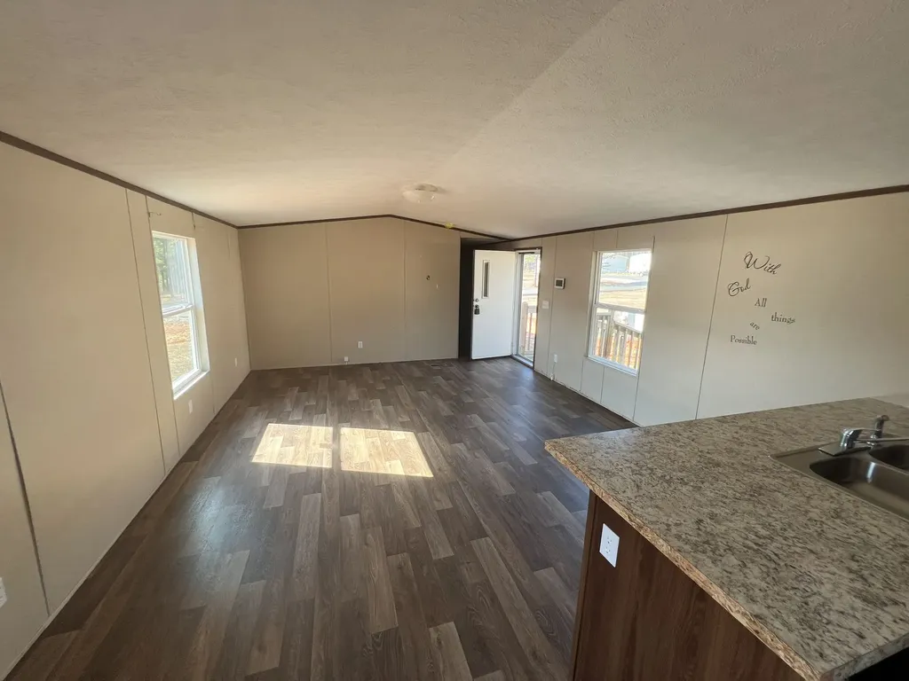10301 Sunshine Valley Drive Northport AL 35475