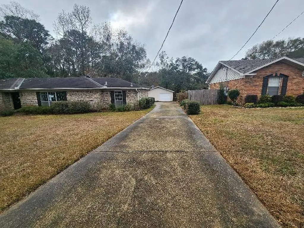 1809 Weaver Drive Eight Mile AL 36613