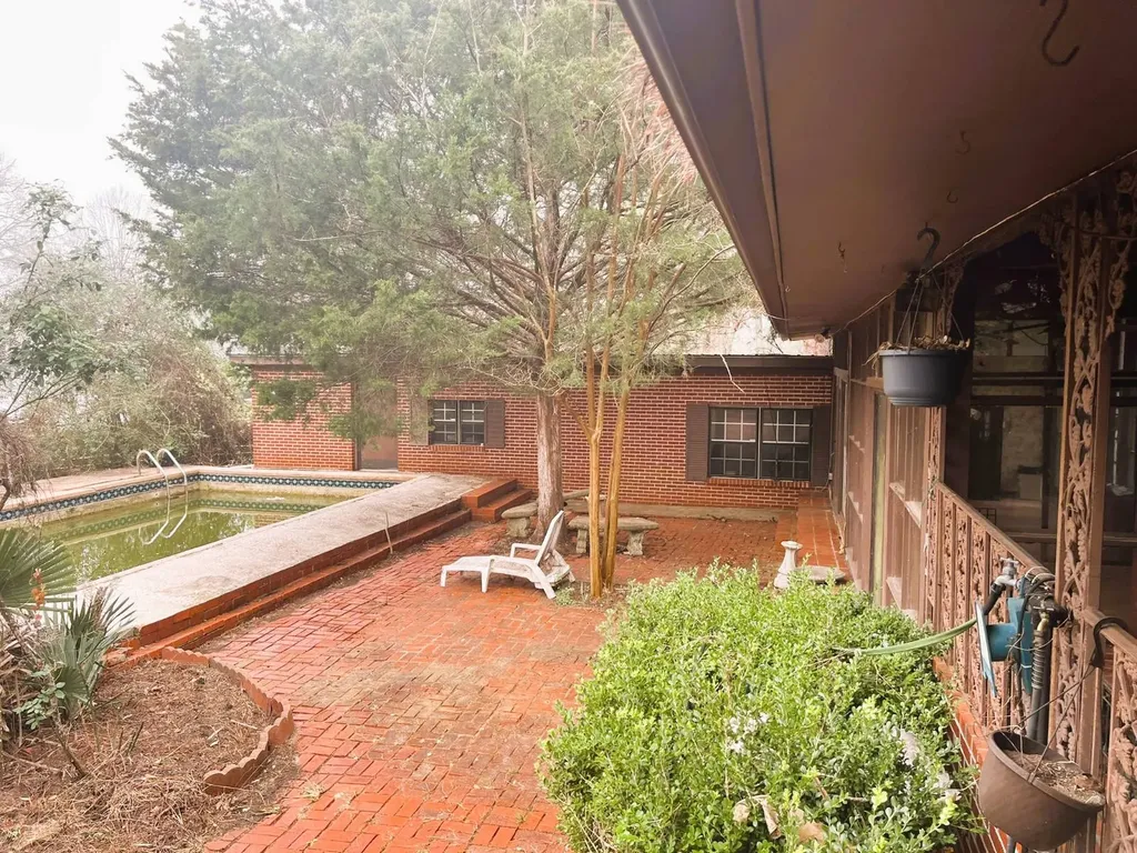 201 Kimbrough Linden AL 36748