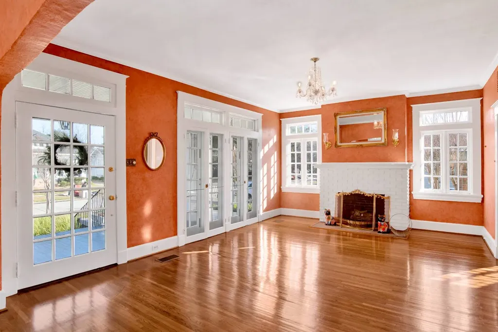 4 Demouy Avenue Mobile AL 36606