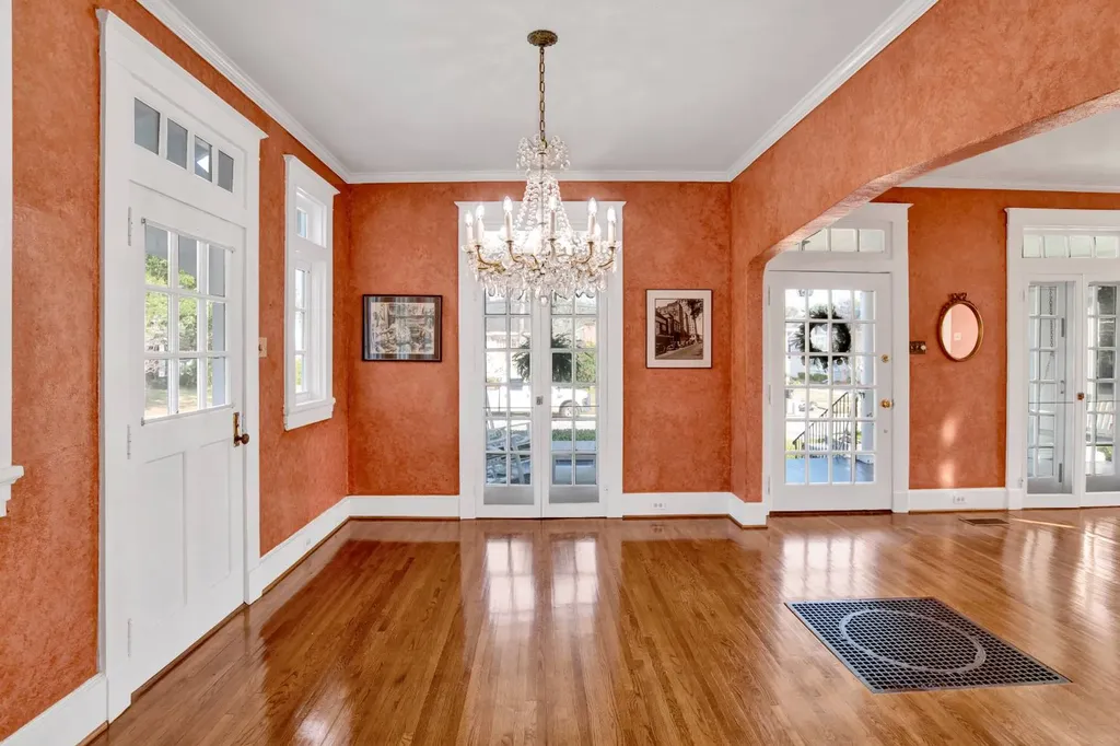 4 Demouy Avenue Mobile AL 36606