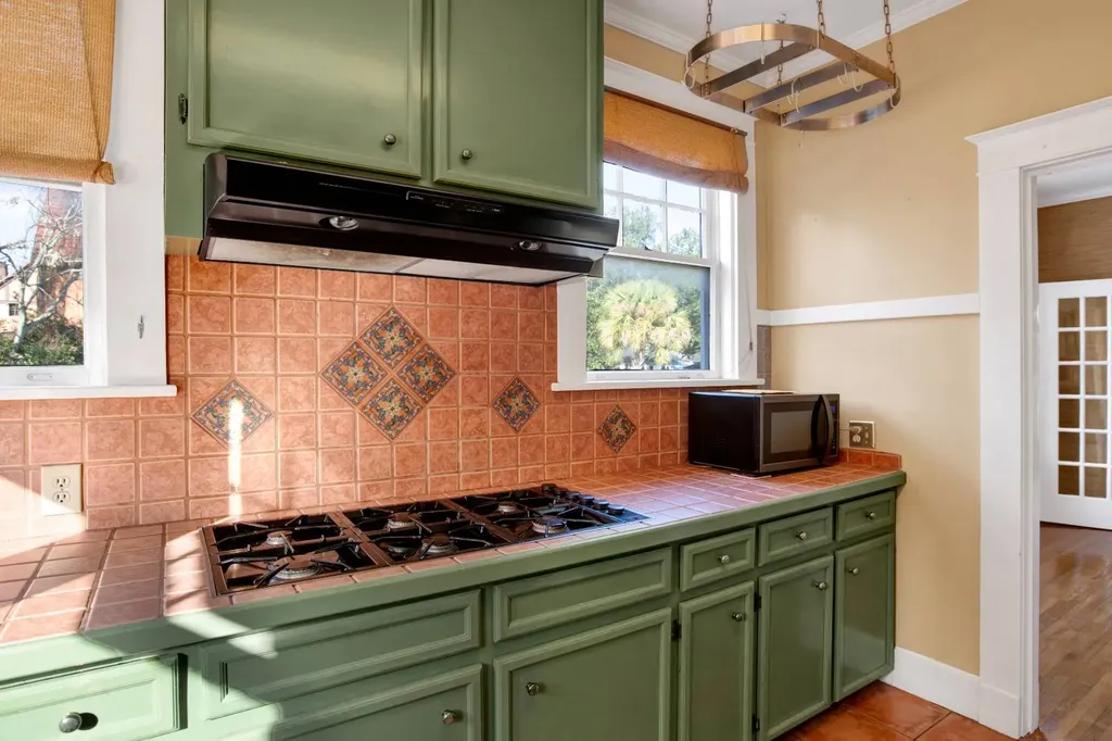 4 Demouy Avenue Mobile AL 36606