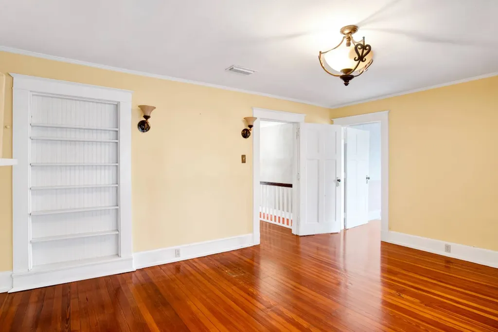 4 Demouy Avenue Mobile AL 36606