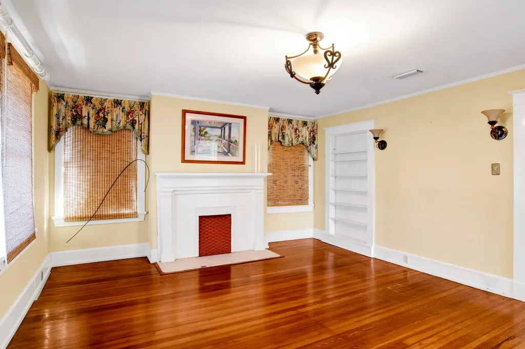 4 Demouy Avenue Mobile AL 36606