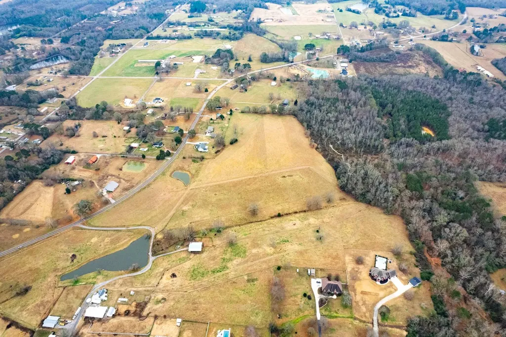 18.5 Acres Barkley Bridge Road Hartselle AL 35640