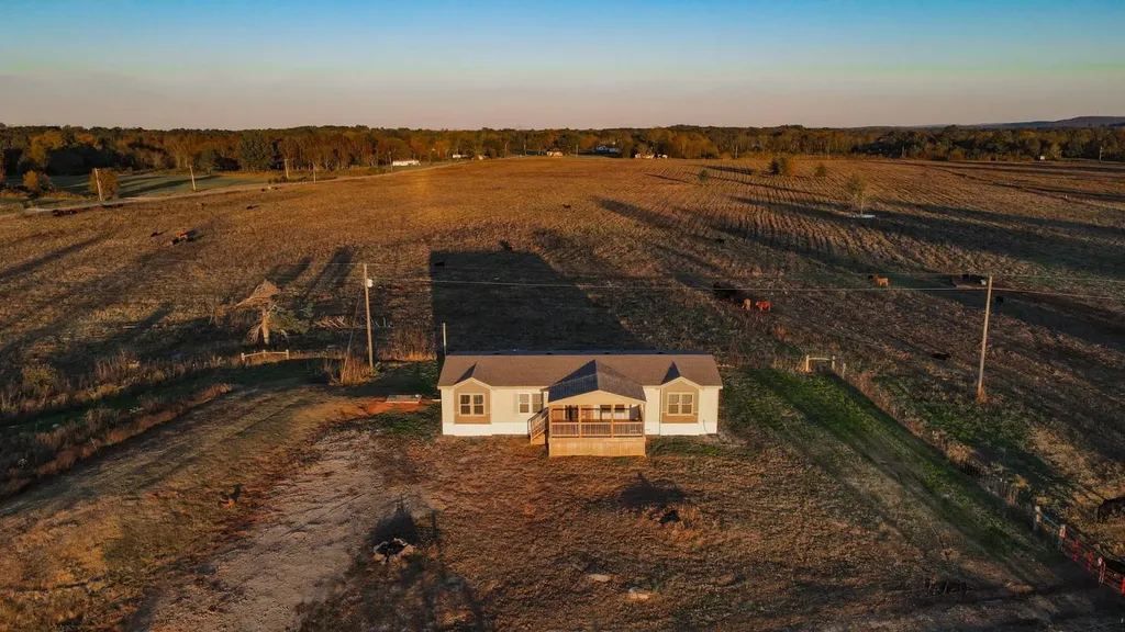 1 County Road 78 Russellville AL 35654