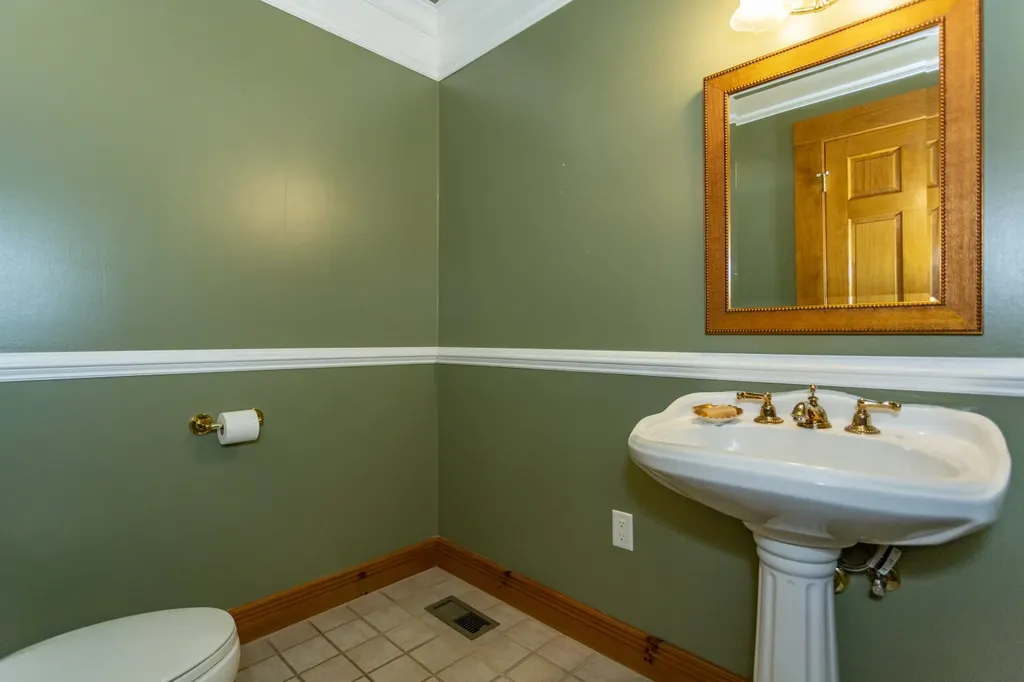 2307 Highway 331 Chelsea AL 35043