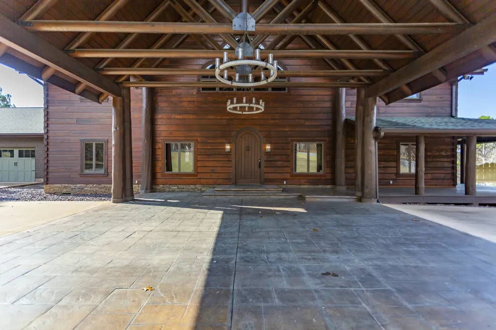 2307 Highway 331 Chelsea AL 35043