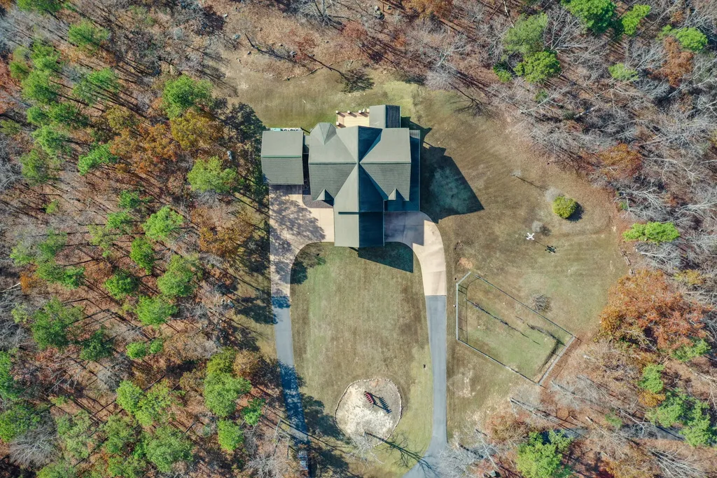 2307 Highway 331 Chelsea AL 35043