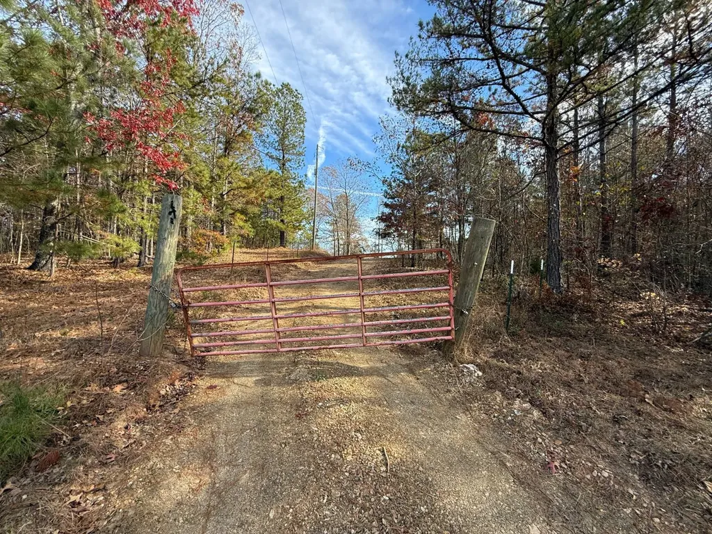 42 County Road 82 Fruithurst AL 36262