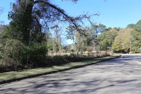 25 Woodside Circle Montgomery AL 36117