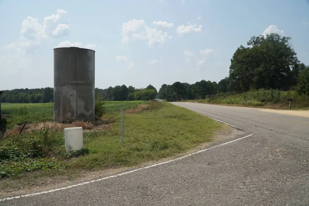 18369 Highway 253 Hamilton AL 35570