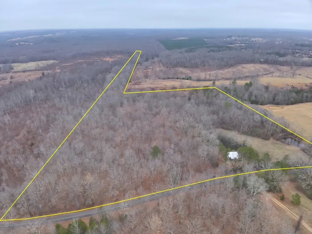 8951 County Road 11 Florence AL 35633