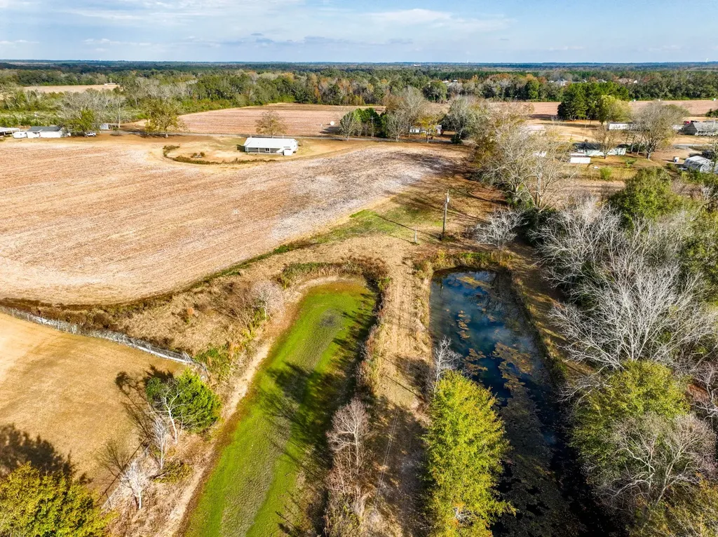 180 Branton Road Taylor AL 36301