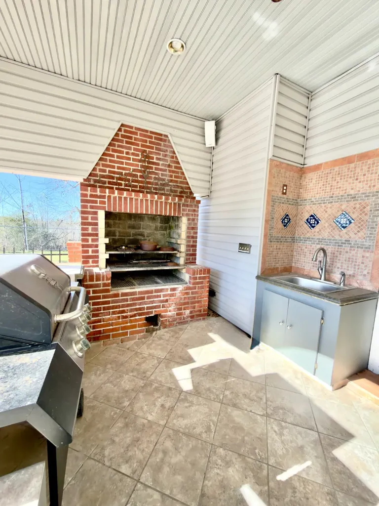 13215 Highway 43 Linden AL 36748