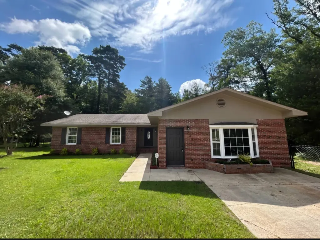 233 Gill Drive Ozark AL 36360