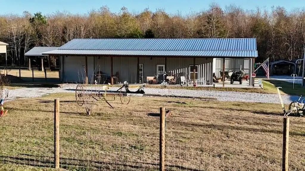 172 Beach Road Camden AL 36726